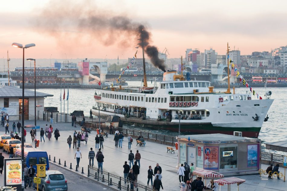 Fontos a hajózás karbonlábnyomának csökkentése - illusztráció - fotó: Unnsplash