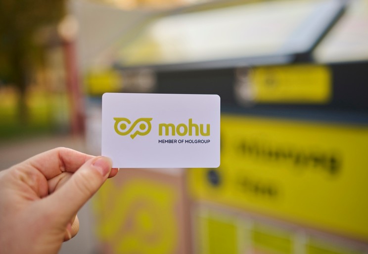 Az intelligens kukához minden lakás kap egy elektronikus nyitókártyát. Fotó: MOHU