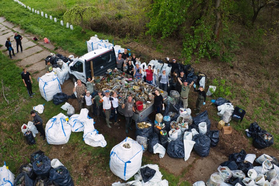 Tavaly több mint 4 tonna hulladékot szedtek össze 400 résztvevővel.