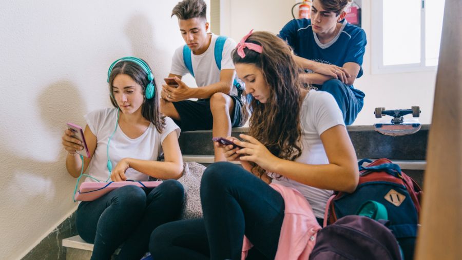 Közösségi média - Freepik